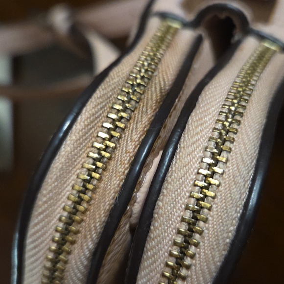 Kate Spade NY Pool Flamingo Camera/Crossbody Bag EUC - Picture 11 of 17